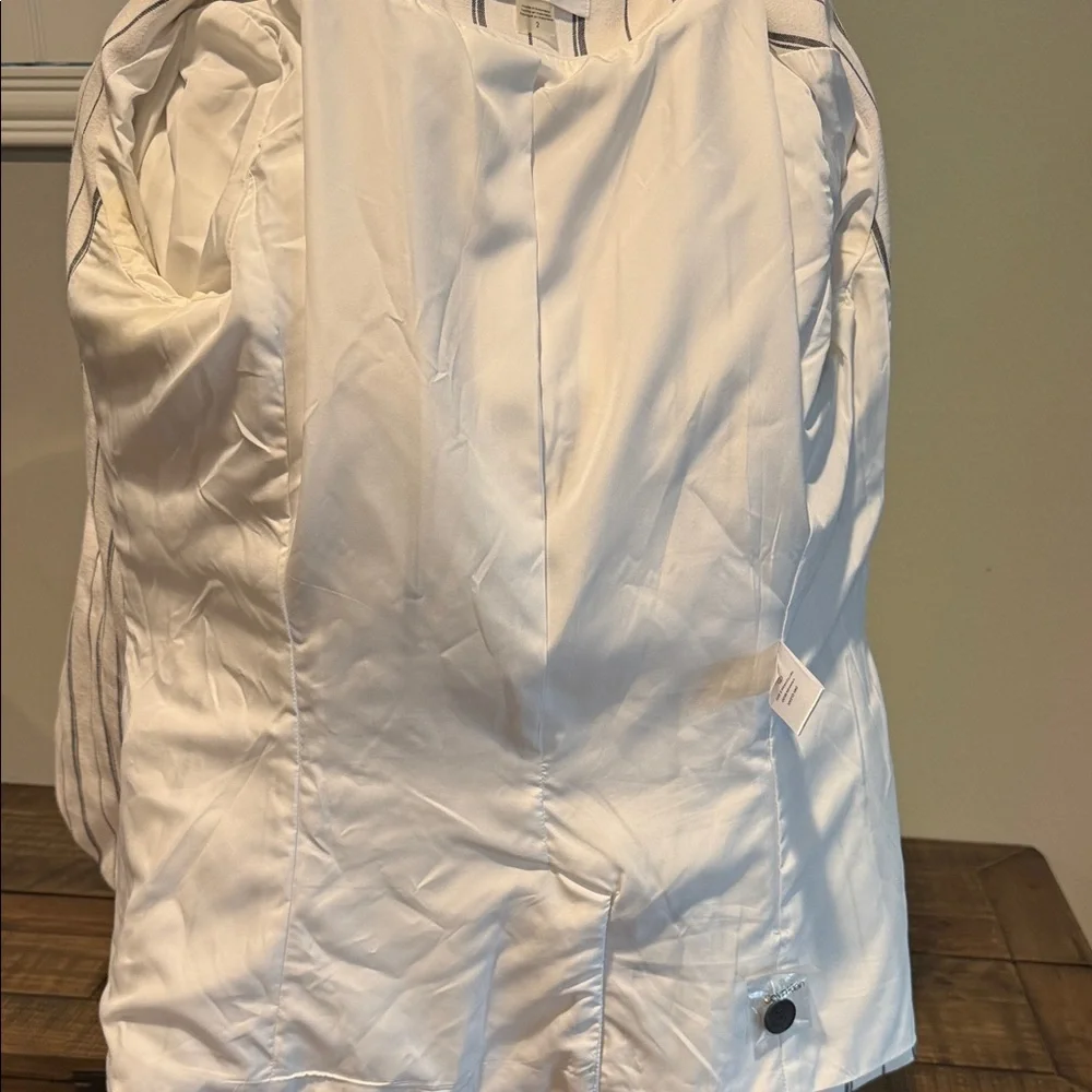 NWOT Calvin Klein White and Charcoal Striped Blazer - Picture 8 of 10